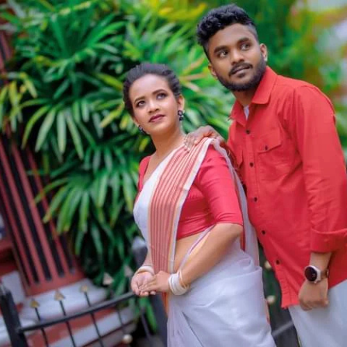 Salon Dammi – Udugampola, Gampaha